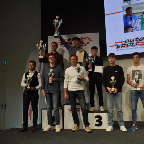 OK Senior: Patrick Näscher, Lyon Mathur, Jérôme Huber (hinten), Pascal von Allmen, Leonardo Cesaretti, Mirco Gervasoni, Samuel Schär und Florent Panès © Citino Motorsport Schweiz | Auto Sport Schweiz
