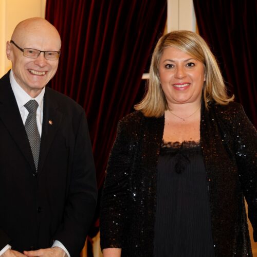 NSK-Präsident Andreas Michel mit Natascia Prosperi © myrally.ch Motorsport Schweiz | Auto Sport Schweiz