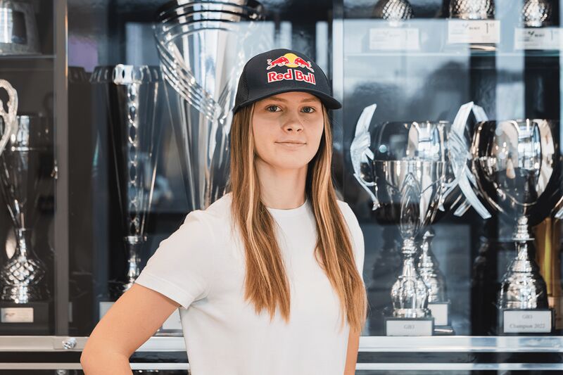 Chiara Baettig Red Bull Motorsport Schweiz | Auto Sport Schweiz