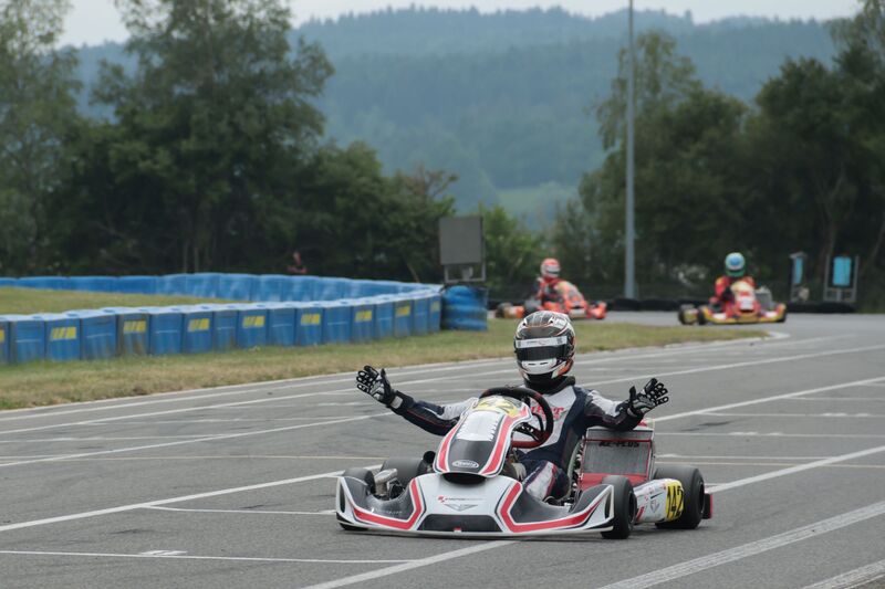 KZ2 Boss Eichenberger Motorsport Schweiz | Auto Sport Schweiz