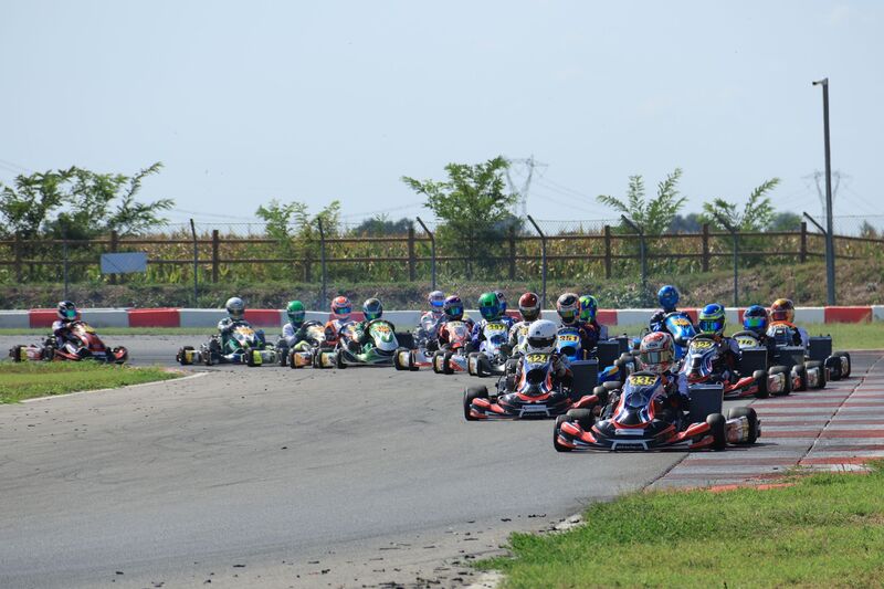X30 Start Eichenberger Motorsport Suisse | Auto Sport Suisse