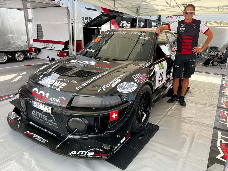 Meisel neben Mitsubishi vor Unfall in Slowenien Peter Wyss Motorsport Schweiz | Auto Sport Schweiz