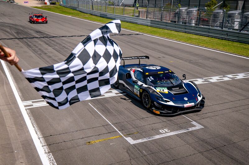 Jack Aitken Nuerbrurgring 2025 Motorsport Schweiz | Auto Sport Schweiz